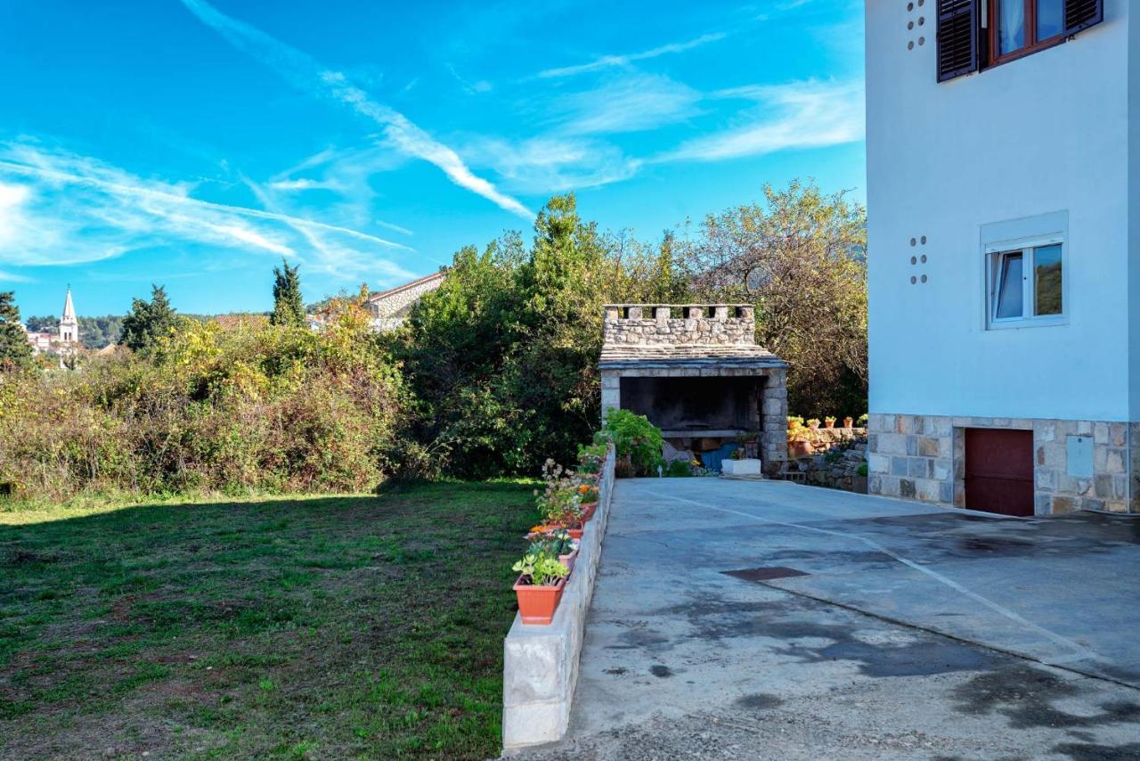 Draganic * Jelsa (Hvar)